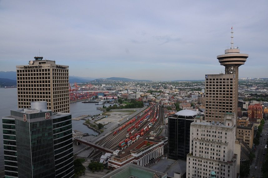 rent condo vancouver