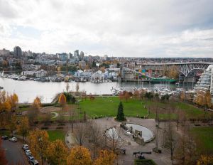 1203 - 1438 Richard Street