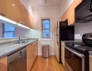 3 - 720 Jervis Street