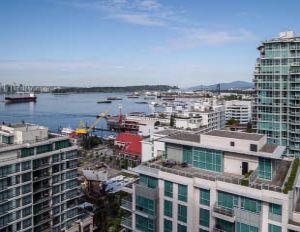 1908-188 East Esplanade