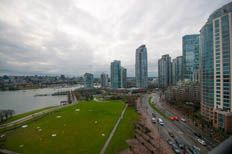 15B -199 Drake Street