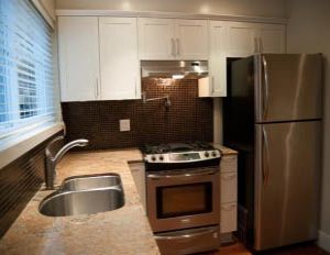 9 - 1642 East Georgia Street