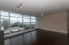 701 - 1320 Chesterfield Ave