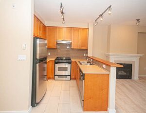 205 - 4883 Maclure Mews
