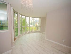 405 - 588 Broughton St