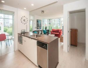 501 - 161 West Georgia St