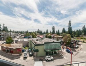 312 - 3220 Connaught Crescent