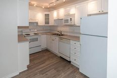 209 - 128 8th St West