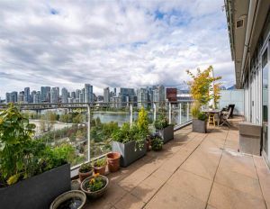 1106 - 181 West 1st Ave