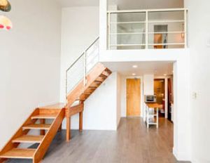 702 - 933 Seymour Street