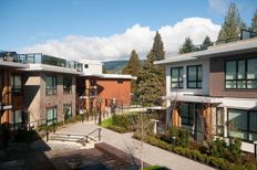 325 - 3220 Connaught Crescent