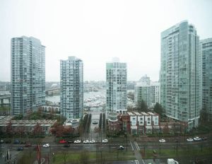 1806 - 1009 Expo Boulevard