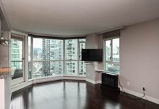 1606 - 888 Hamilton St