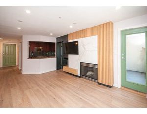 313 - 108 West Esplanade Ave