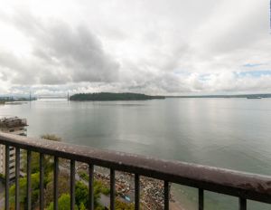 1001 - 1930 Bellevue