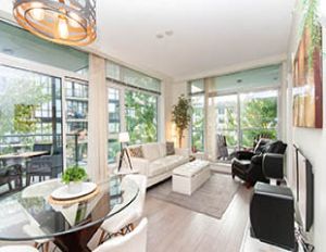 209 - 135 2nd Street W