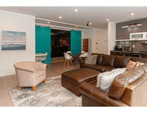 Suite - 392 Moyne Dr