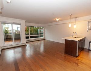 206 - 857 15th St West