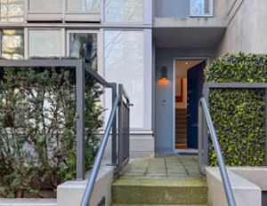 1020 Richards Street