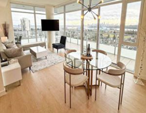 1704-200 Klahanie Court