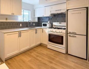 Suite - 2137 Yew Street