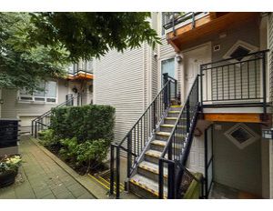 304-3637 West 17th Ave