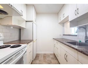 107-461-16th Street West