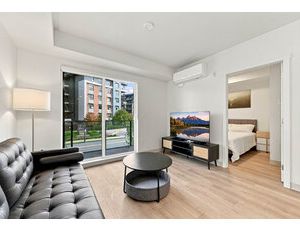 224-1529 Oxford Street