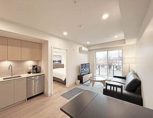 217-1529 Oxford Street