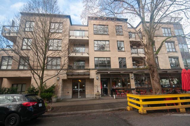 302-2015 Trafalgar Street