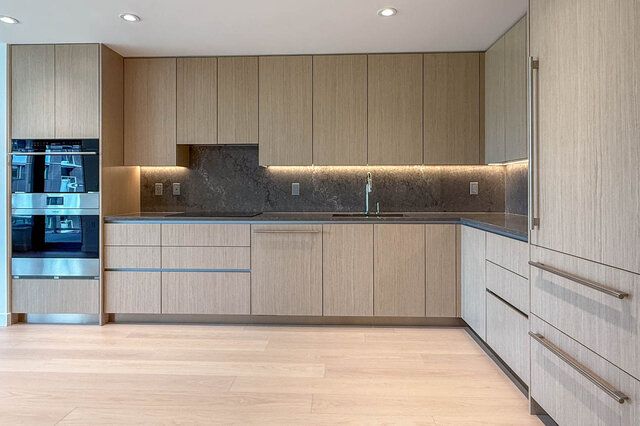 607-777 Harbour Way
