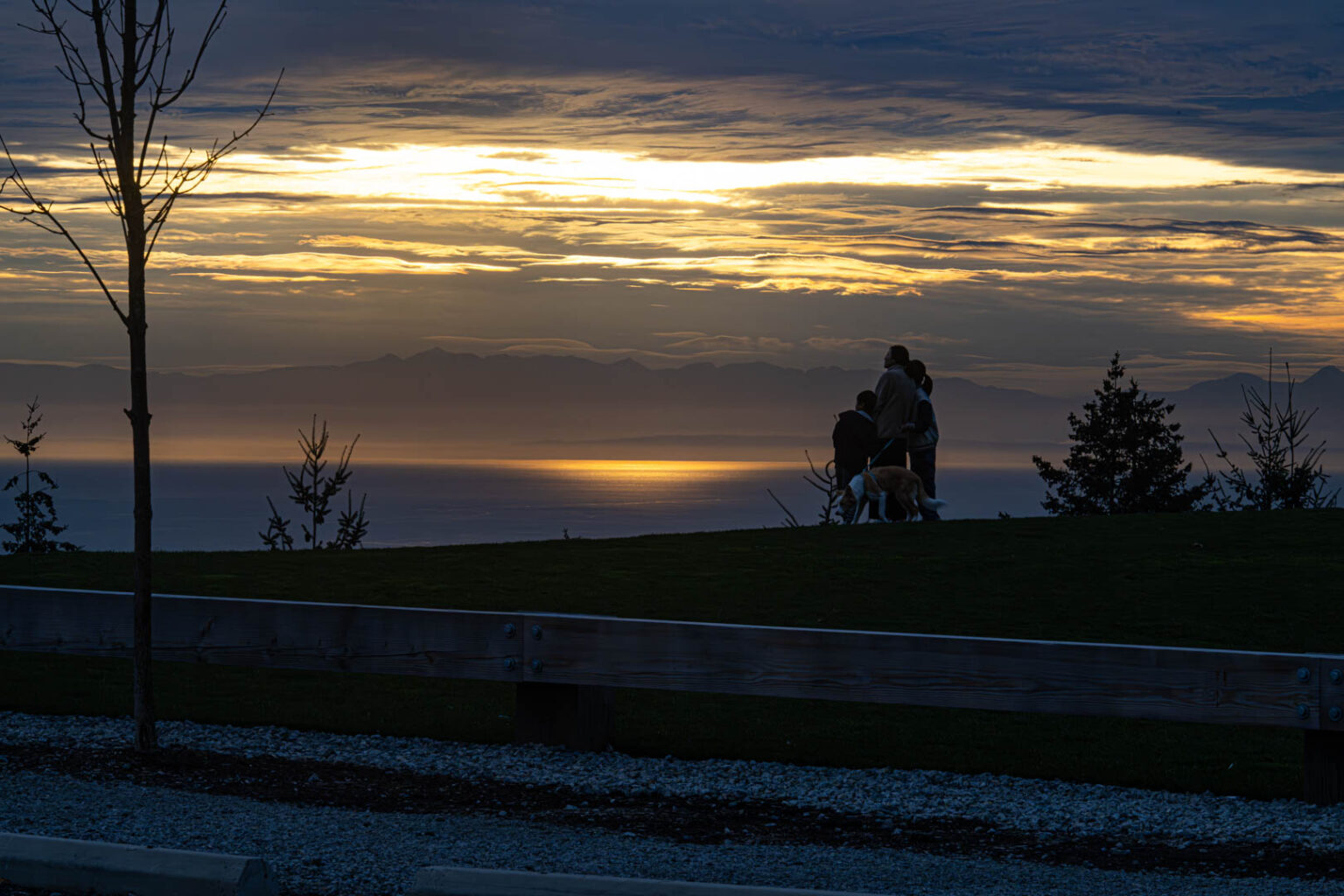 Discover West Vancouver Pop-Up Village: A Perfect Spot for Sunset Views