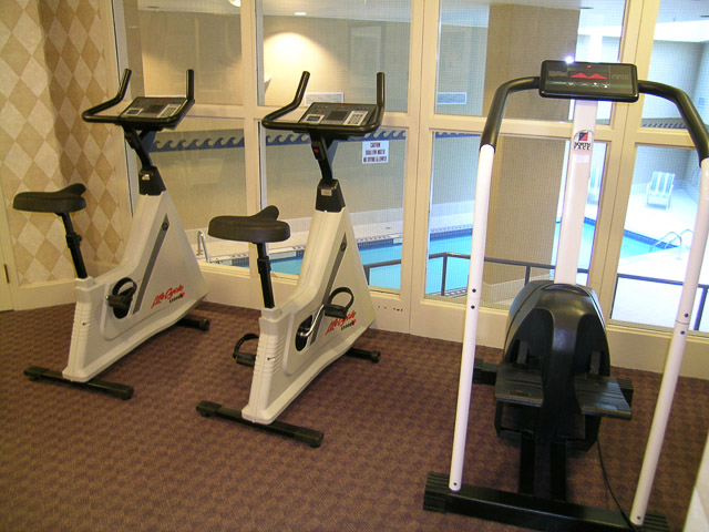 Crestmark II - Amenity Photo 4 of 20