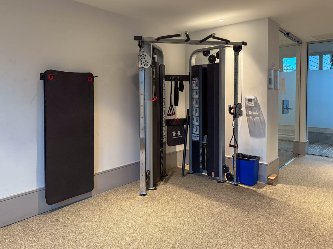 Vista Place East Tower - Amenity Photo 3 of 15