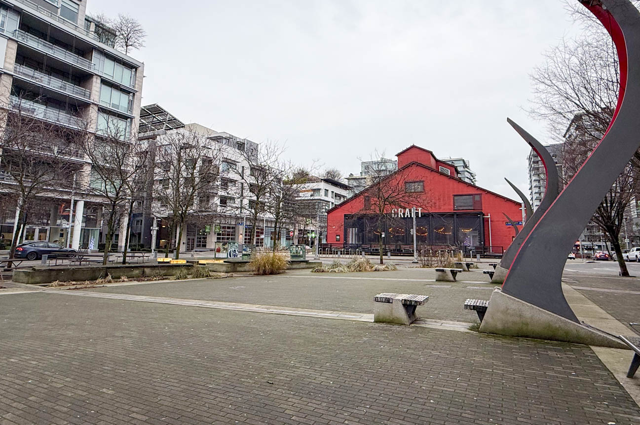 Compass - Amenity Photo 1 of 18