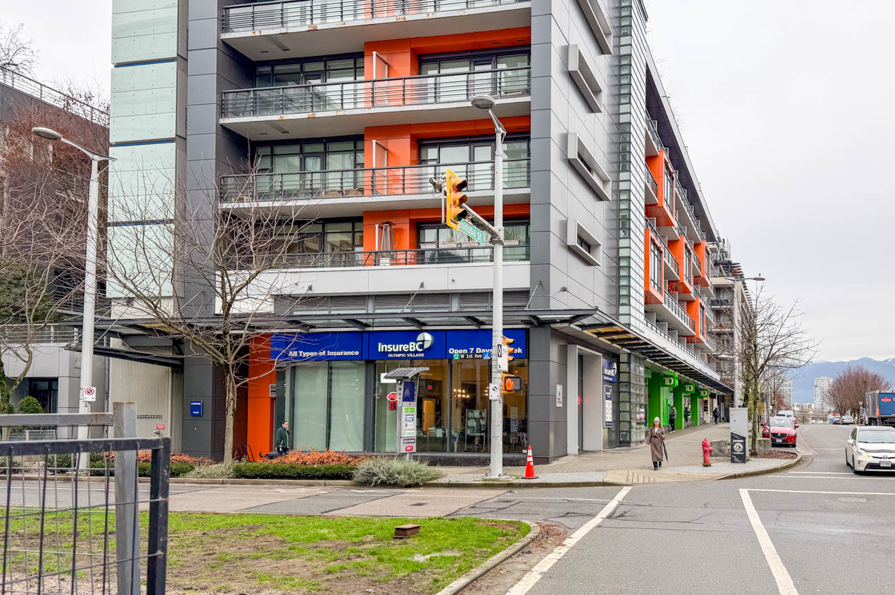 Compass - Amenity Photo 3 of 18