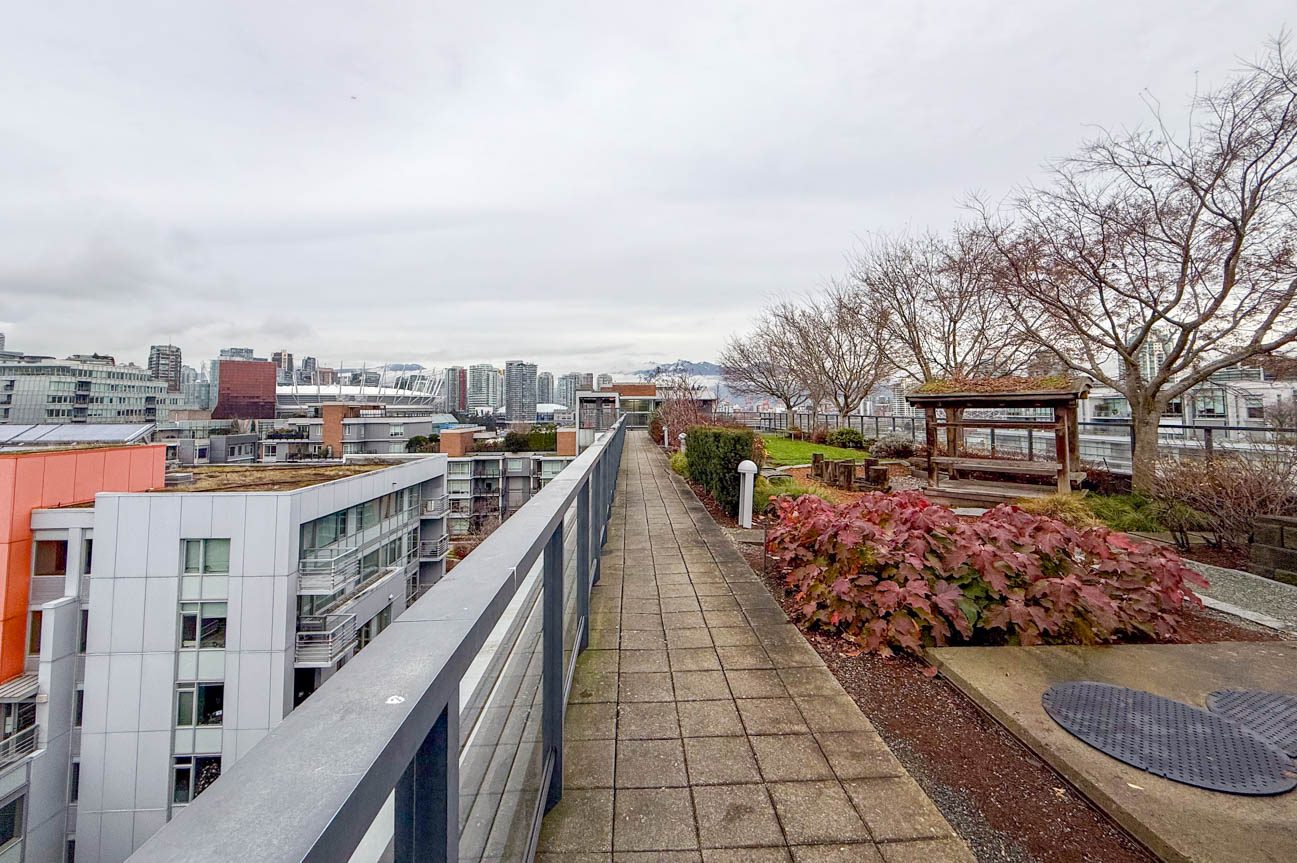 Compass - Amenity Photo 7 of 18