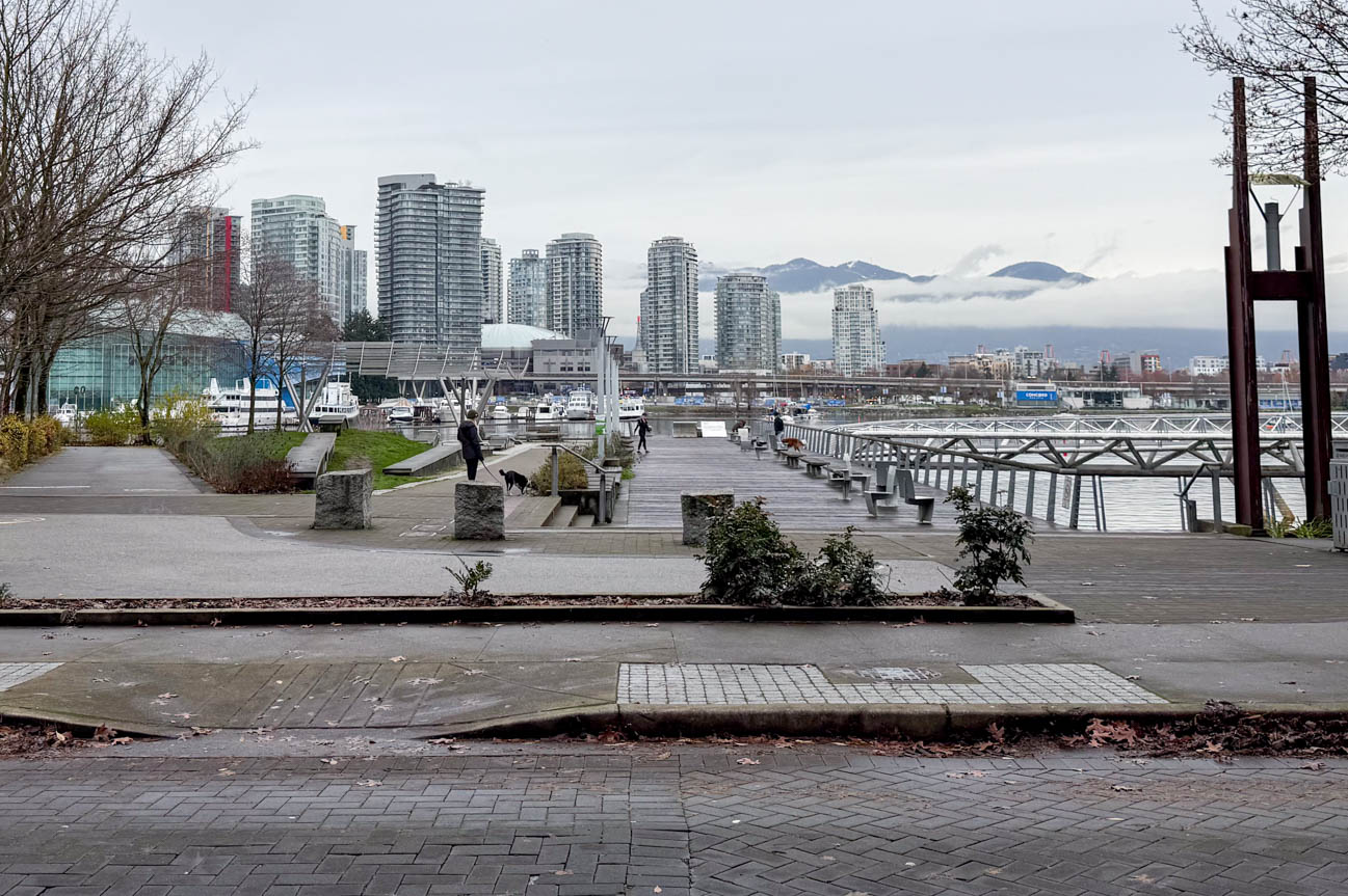 Compass - Amenity Photo 17 of 18