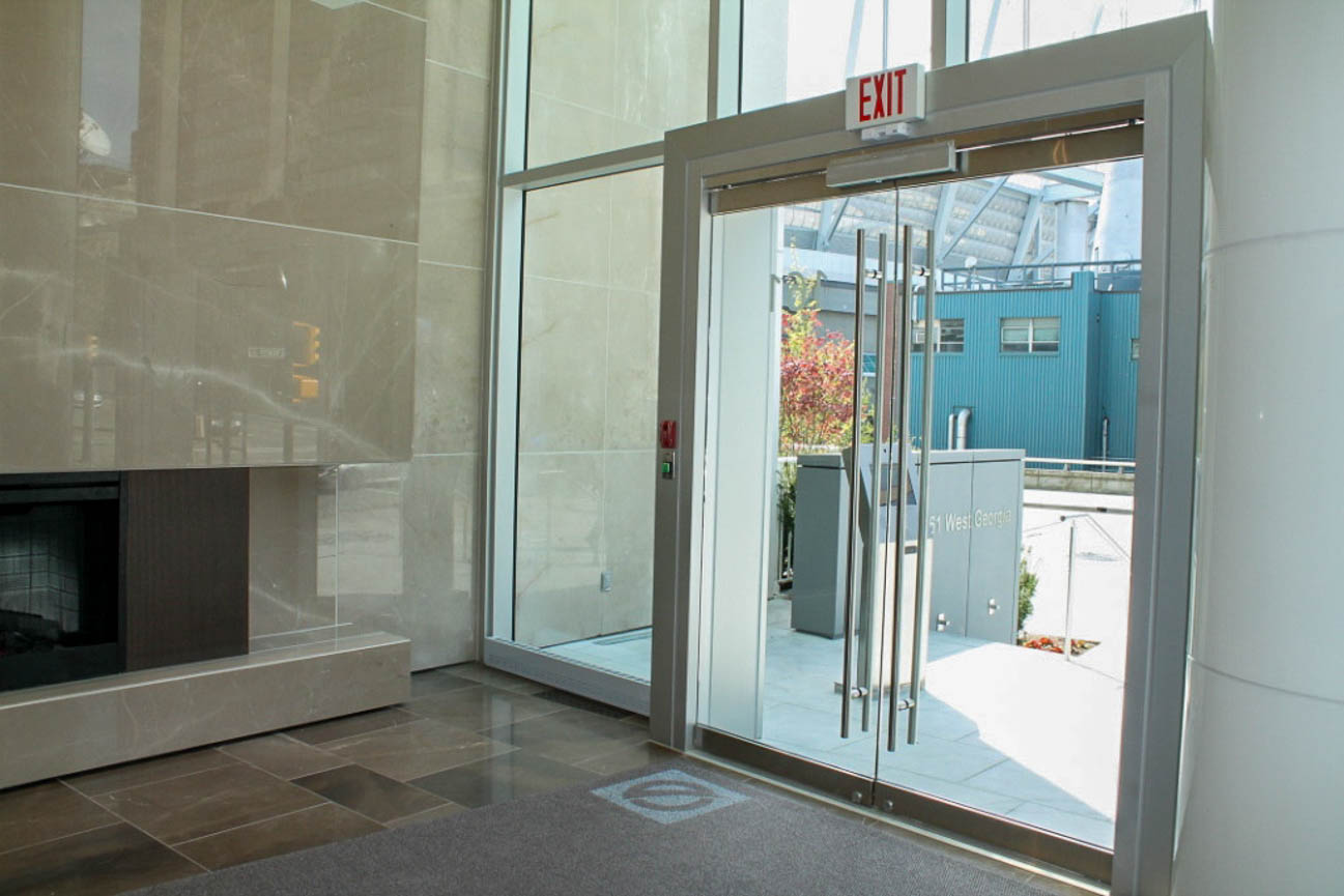 Cosmo - Amenity Photo 6 of 11