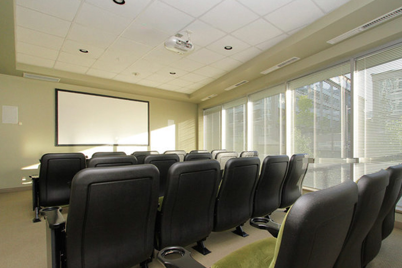 Max 1 - Amenity Photo 7 of 7