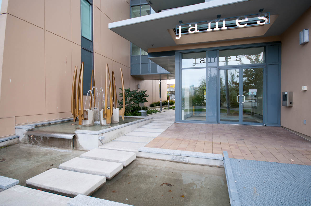 James - Amenity Photo 1 of 16