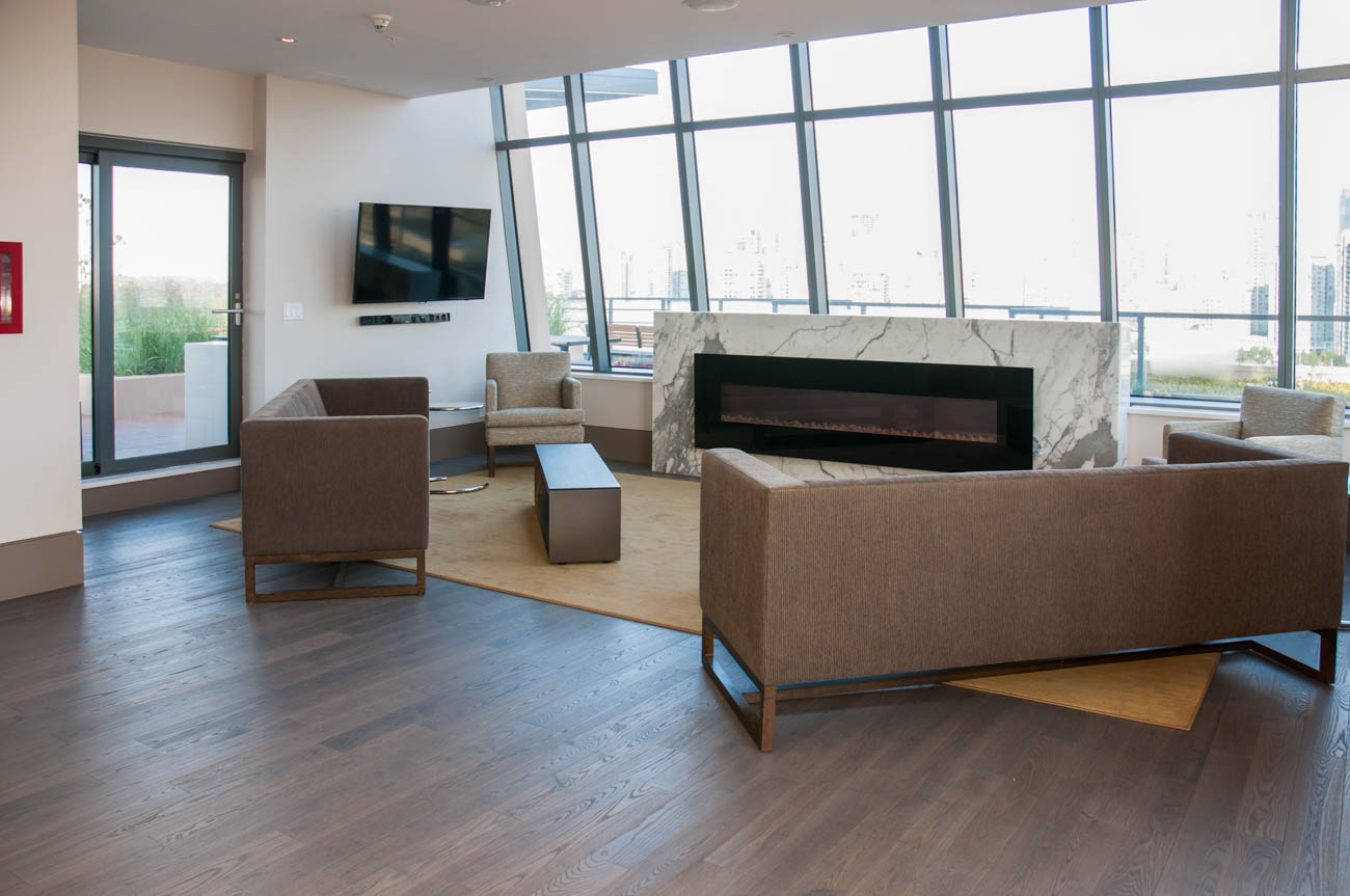 James - Amenity Photo 9 of 16