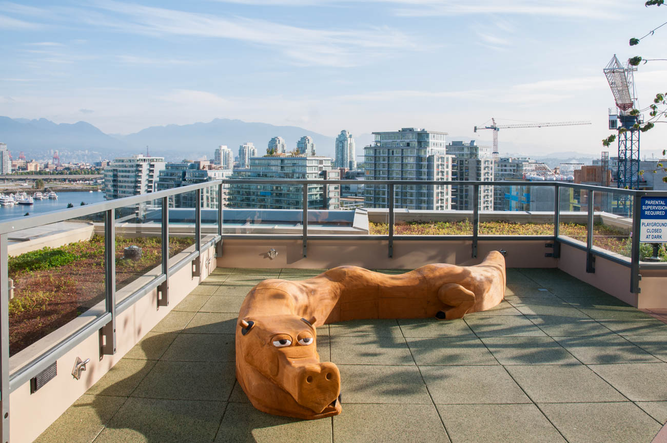 James - Amenity Photo 15 of 16