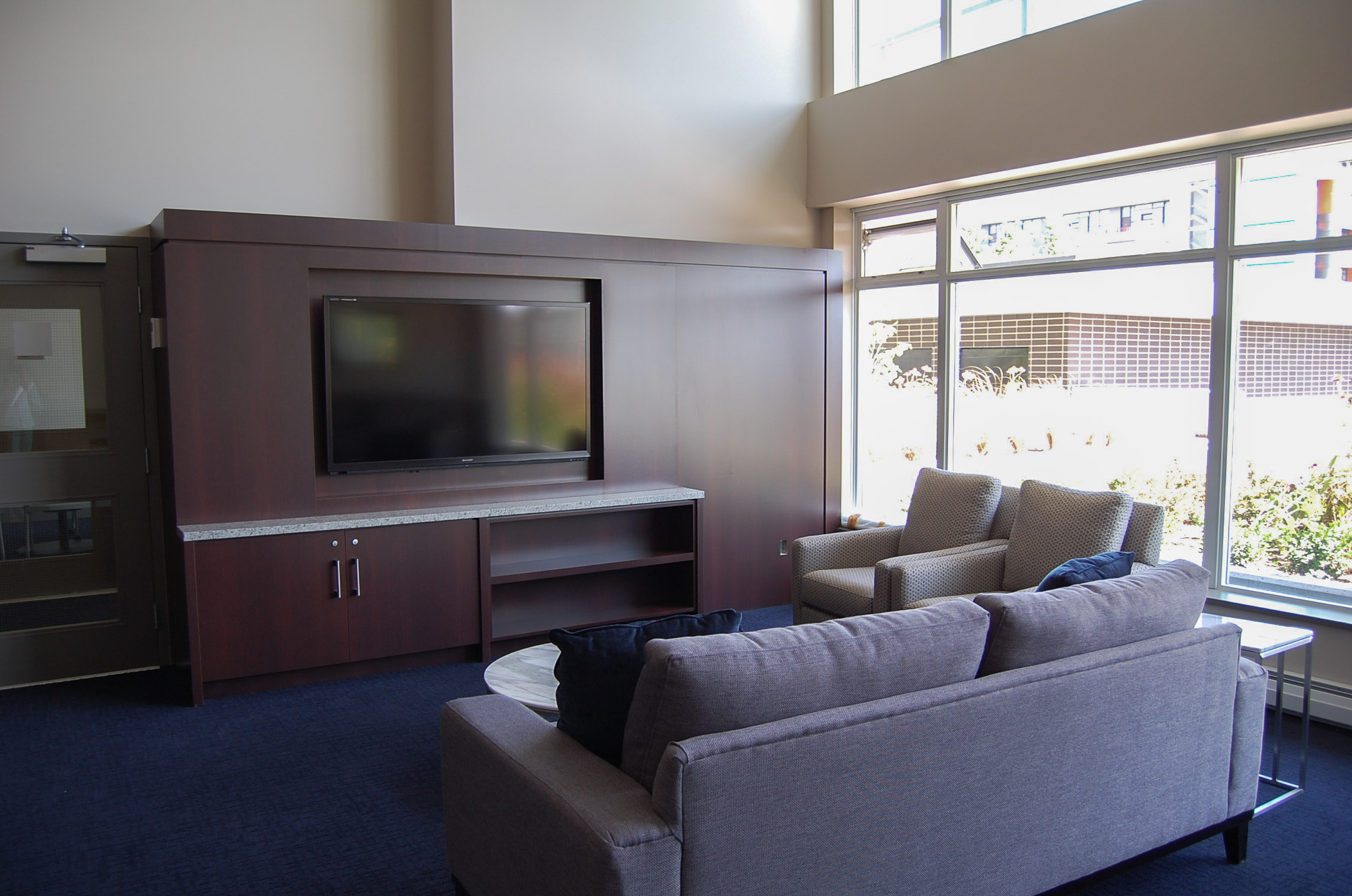 Wall Centre False Creek - Amenity Photo 3 of 13