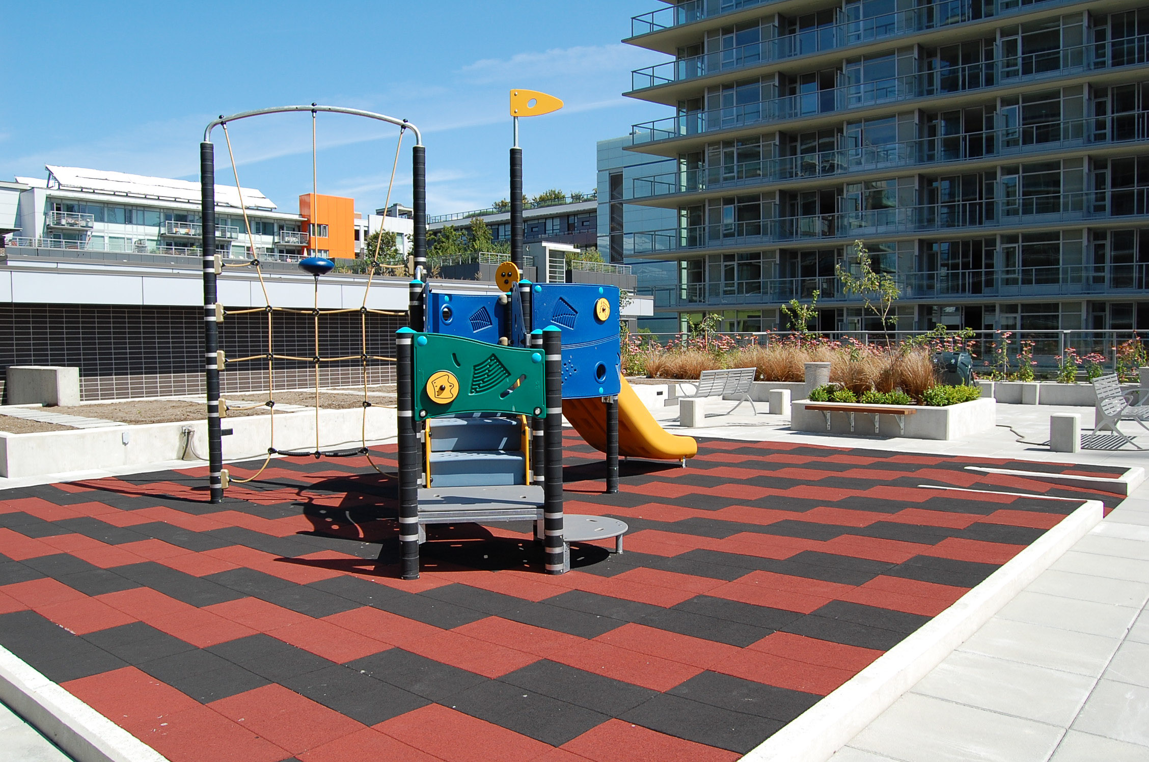 Wall Centre False Creek - Amenity Photo 6 of 13