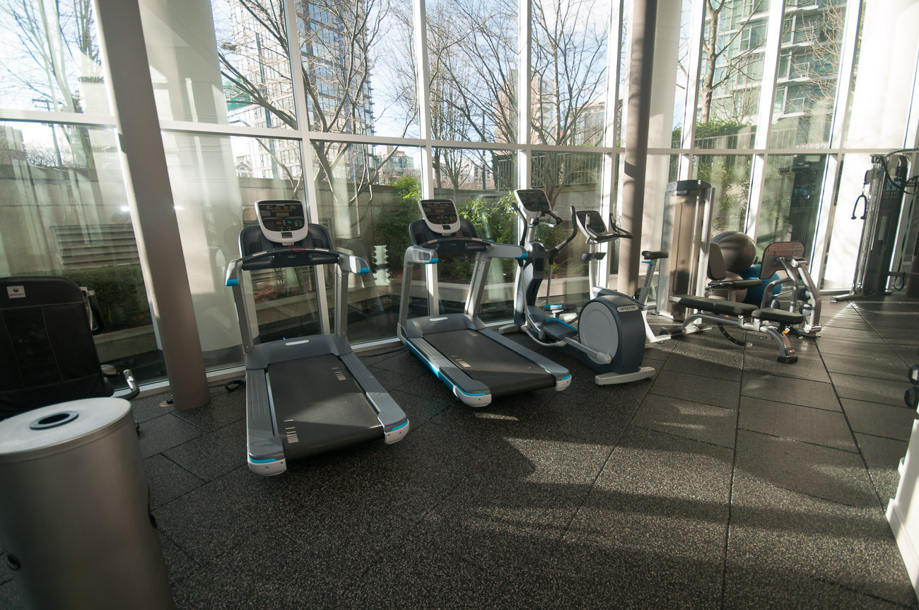 1680 Bayshore Drive - Amenity Photo 2 of 7