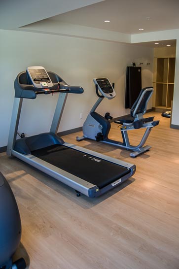 700 Marine - Amenity Photo 4 of 11