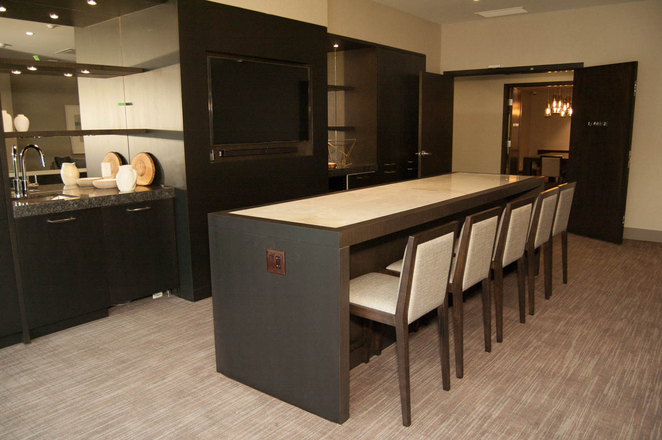 15 West - Amenity Photo 4 of 13