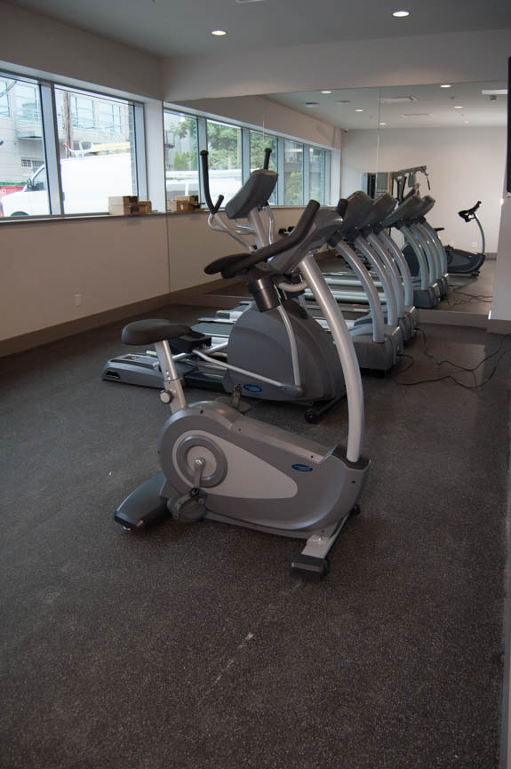 15 West - Amenity Photo 8 of 13