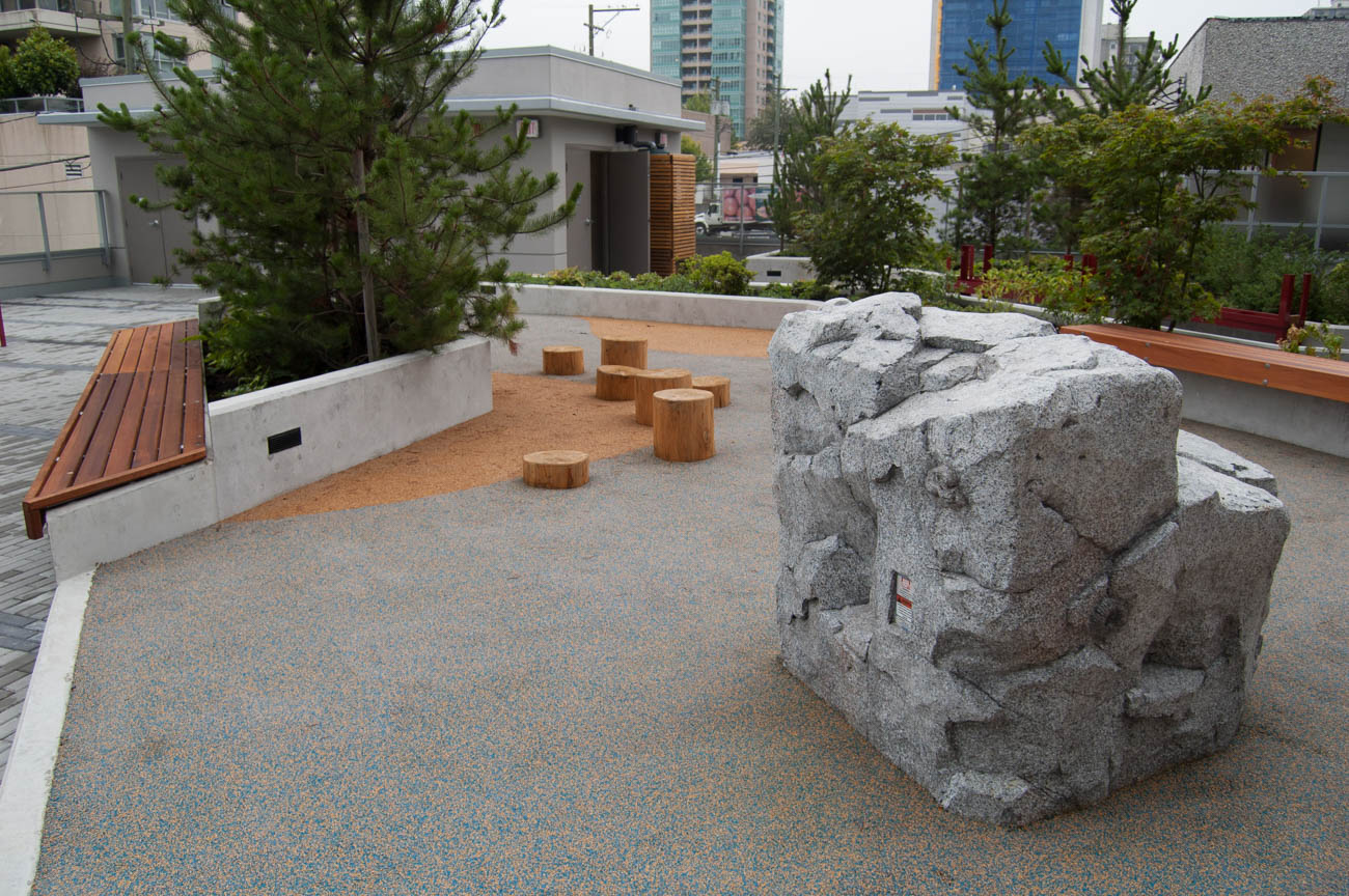 15 West - Amenity Photo 13 of 13